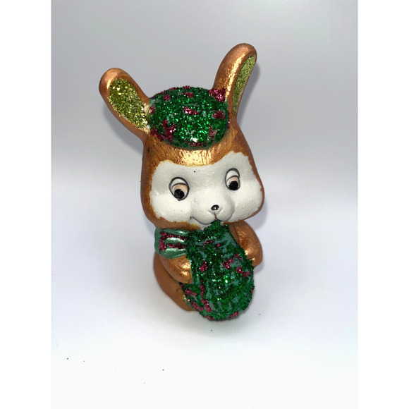 Vintage Ceramic Scottish Bunny Rabbit Playing Bagpipes Red Green Hat Rare OOAK - Picture 4 of 16